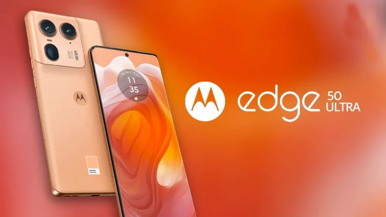 Motorola Edge 50 Ultra: The phone features a curved OLED display Full HD+ resolution